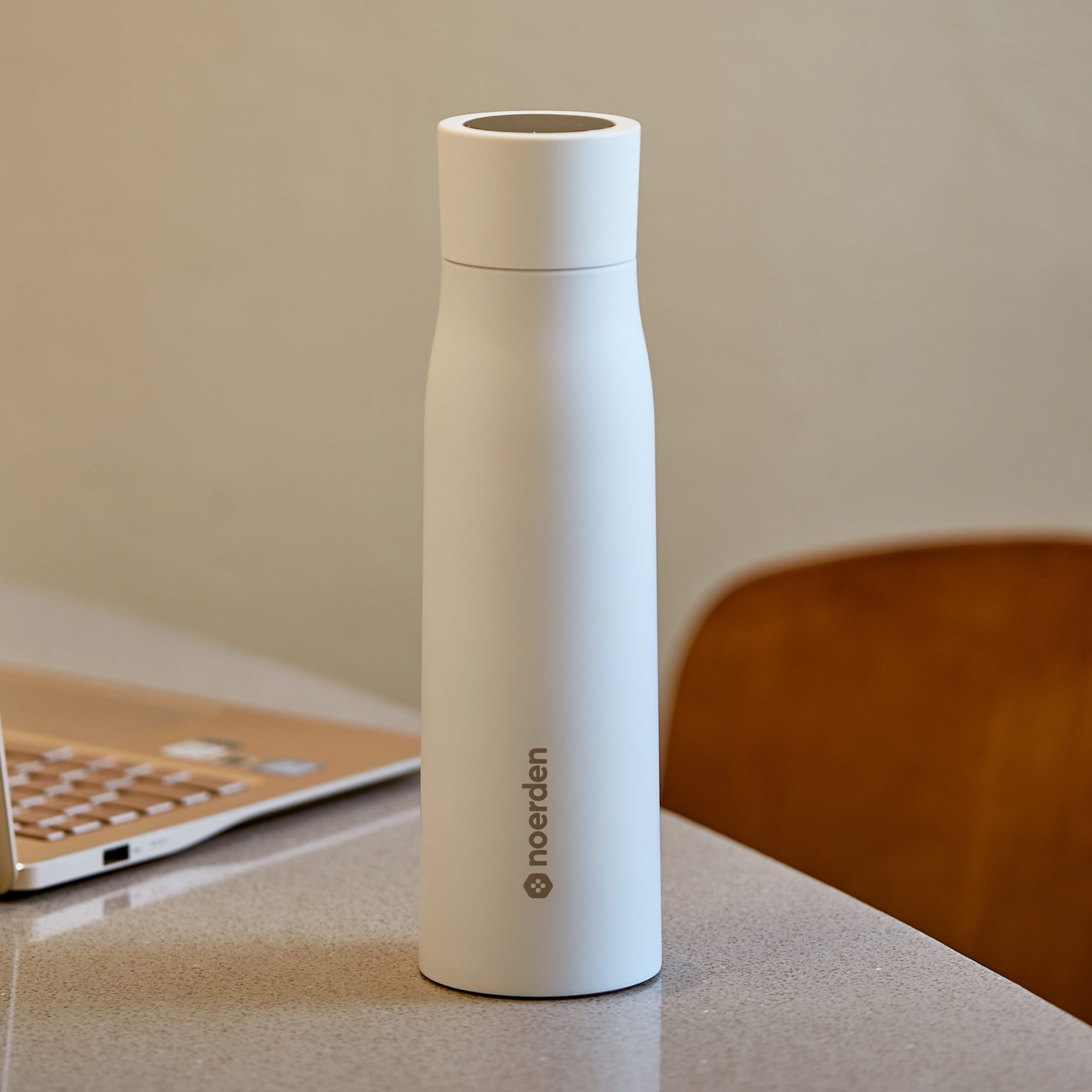 NOERDEN LIZ+ Blanco | Botella Inteligente UV-C 480ml con Bluetooth y Autolimpieza